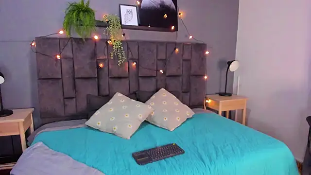 RiriiBrunette   online show from 13, 11, 2025