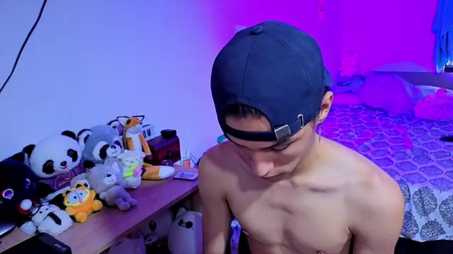 Snapshot of LuClawthorne_ chatting on 25, 9, 2025 LuClawthorne online show from 25, 9, 2025