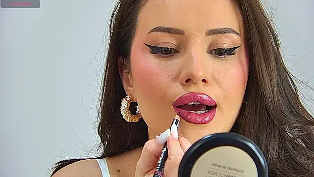 EmilyNovaa online show from 7, 3, 2026