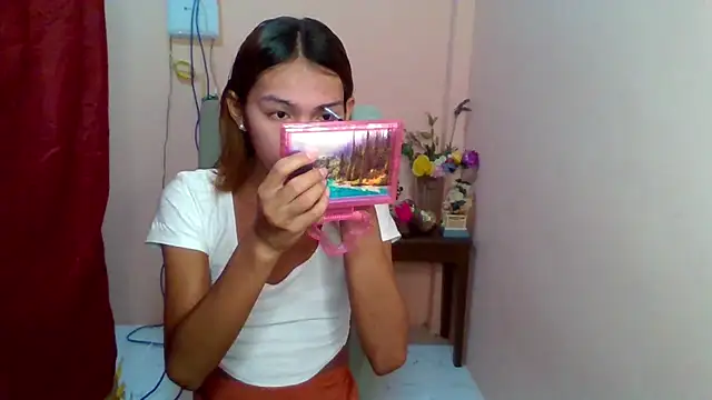 Snapshot of miss_carlas chatting on 23, 11, 2025 miss carlas online show from 23, 11, 2025