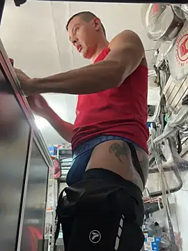 Snapshot of Terra-22cm chatting on 29, 9, 2025 Terra-22cm online show from 29, 9, 2025