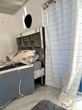 Snapshot of Terra-22cm chatting on 26, 10, 2025 Terra-22cm online show from 26, 10, 2025