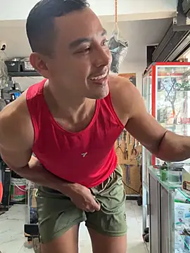 Snapshot of Terra-22cm chatting on 9, 11, 2025 Terra-22cm online show from 9, 11, 2025