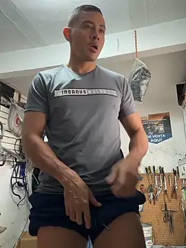 Snapshot of Terra-22cm chatting on 21, 12, 2025 Terra-22cm online show from 21, 12, 2025