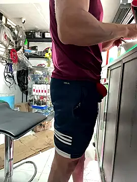 Snapshot of Terra-22cm chatting on 12, 1, 2026 Terra-22cm online show from 12, 1, 2026