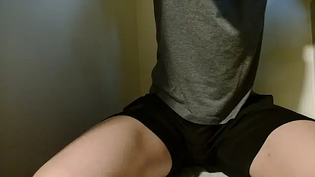 Snapshot of shint-11 chatting on 13, 3, 2026 shint-11 online show from 13, 3, 2026