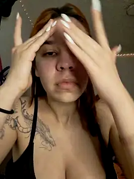 Snapshot of -Miaa_ chatting on 17, 9, 2025 -Miaa online show from 17, 9, 2025