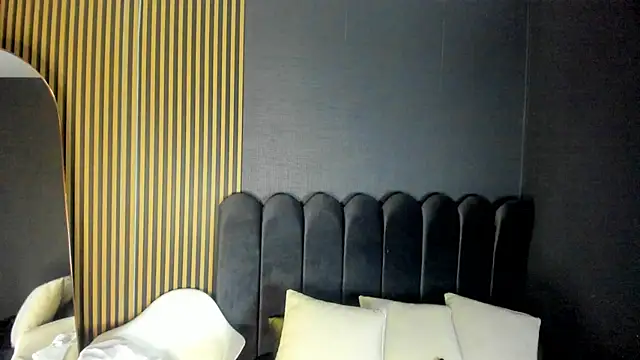 Gina 77 online show from 23, 10, 2025