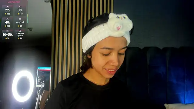 Gina 77 online show from 11, 11, 2025