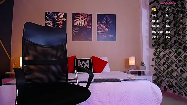 ChristopherBlack  online show from 11, 3, 2026