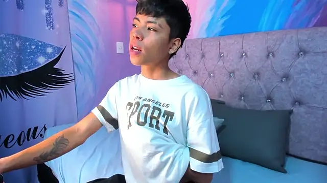 MaxiWildd online show from 9, 2, 2026