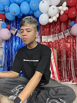 MaxiWildd online show from 4, 7, 2026