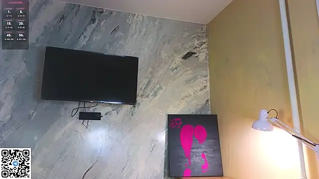 miss bubbles  online show from 13, 10, 2025