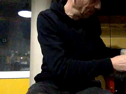 adiluci1 online show from 30, 11, 2025