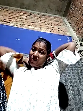 Savita992 online show from 4, 12, 2025