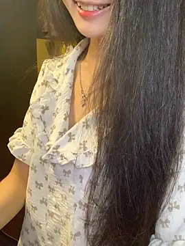 Nhinhi18 online show from 18, 4, 2026