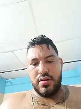 Snapshot of Frank0021 chatting on 23, 10, 2025 Frank0021 online show from 23, 10, 2025