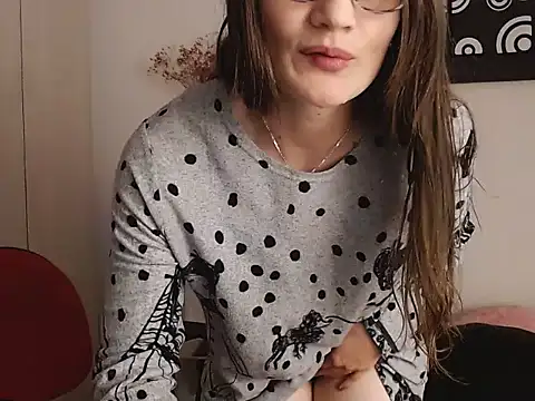 Camila-ventura online show from 24, 10, 2025