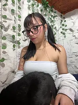 Maddy w online show from 17, 5, 2026