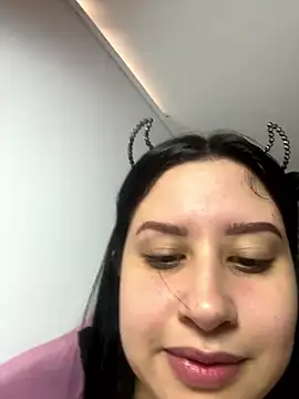 lucy grey25 online show from 17, 1, 2026