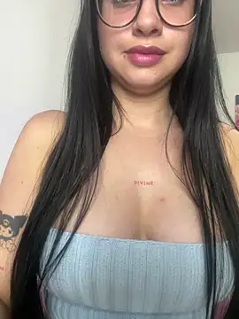 lucy grey25 online show from 8, 2, 2026