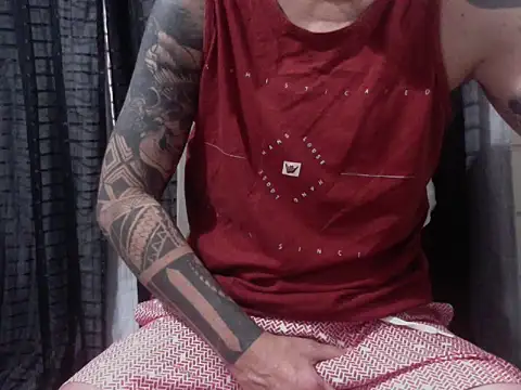 Snapshot of AnimistEquity chatting on 8, 9, 2025 AnimistEquity online show from 8, 9, 2025