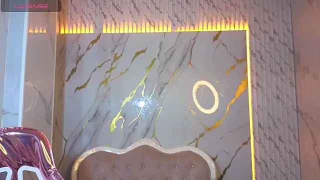 Snapshot of _Mia_sweet_b chatting on 27, 2, 2026 Mia sweet b online show from 27, 2, 2026