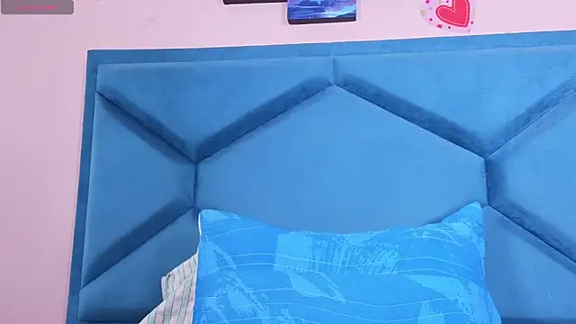 Snapshot of BellaaRossy chatting on 27, 5, 2026 BellaaRossy online show from 27, 5, 2026