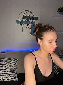 SoulNonNude online show from 17, 12, 2025