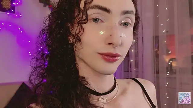 Snapshot of Queen_of_tease chatting on 2, 6, 2026 Queen of tease online show from 2, 6, 2026