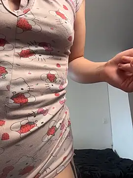 Sharon Black online show from 11, 4, 2026