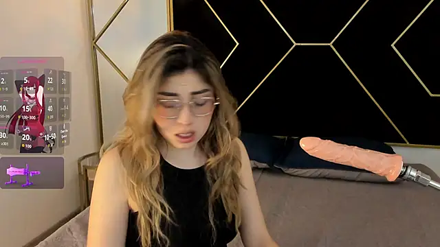 Snapshot of Vale_honny chatting on 9, 9, 2025 Vale honny online show from 9, 9, 2025