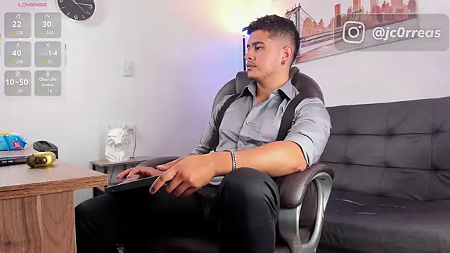  Juanes online show from 15, 12, 2025