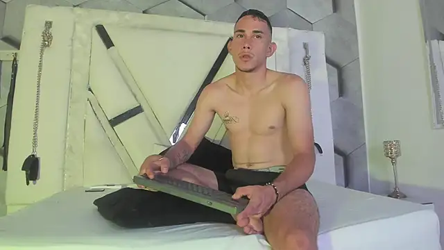 PeterBowel online show from 19, 9, 2025