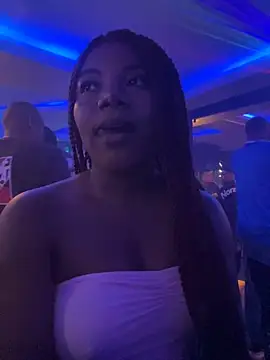 Snapshot of chocolatito-ho chatting on 28, 9, 2025 chocolatito-ho online show from 28, 9, 2025