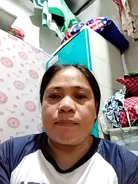 Snapshot of pinay_labb chatting on 26, 10, 2025 pinay labb online show from 26, 10, 2025