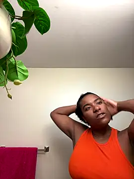 Tu GataLinda online show from 28, 9, 2025