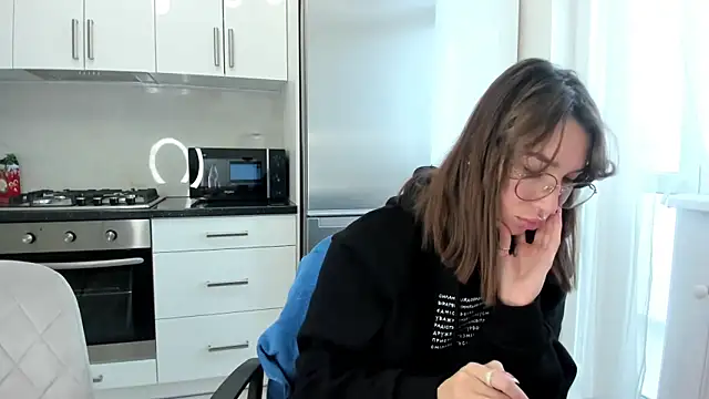 marylips online show from 18, 12, 2025