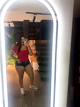 Snapshot of SiennaMonroe_ chatting on 17, 9, 2025 SiennaMonroe online show from 17, 9, 2025