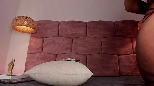 dani velvet online show from 18, 3, 2026