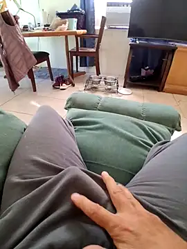 Snapshot of pullitoff chatting on 19, 1, 2026 pullitoff online show from 19, 1, 2026