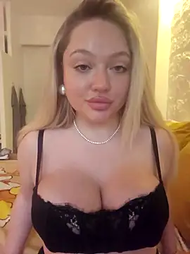 misstitmouseofficial online show from 19, 10, 2025