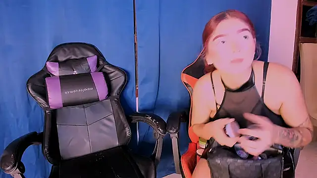 nahomy ryans online show from 21, 9, 2025