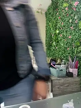 Snapshot of hotadhara01 chatting on 21, 5, 2026 hotadhara01 online show from 21, 5, 2026