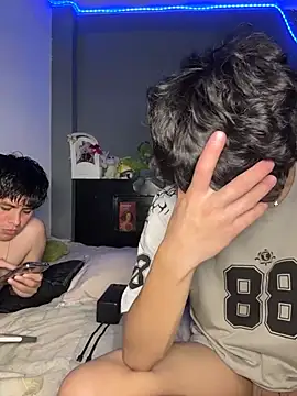Kailertwink online show from 1, 7, 2026
