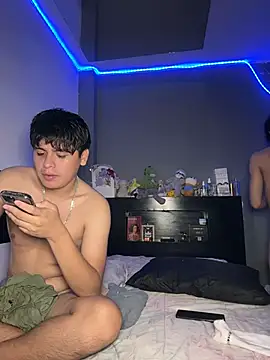 Kailertwink online show from 18, 7, 2026