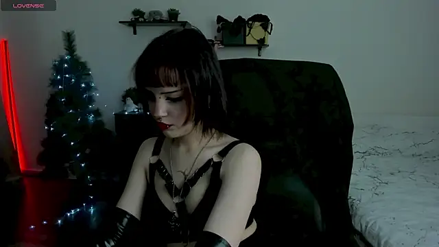 LiyaLuna online show from 13, 1, 2026