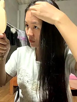 NhuFox online show from 7, 10, 2025