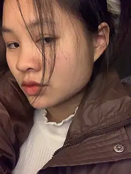 NhuFox online show from 5, 12, 2025