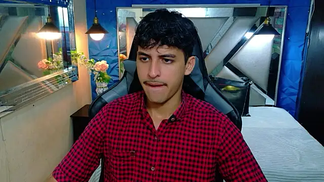 Snapshot of Alan_Del_Reyx chatting on 8, 2, 2026 Alan Del Reyx online show from 8, 2, 2026